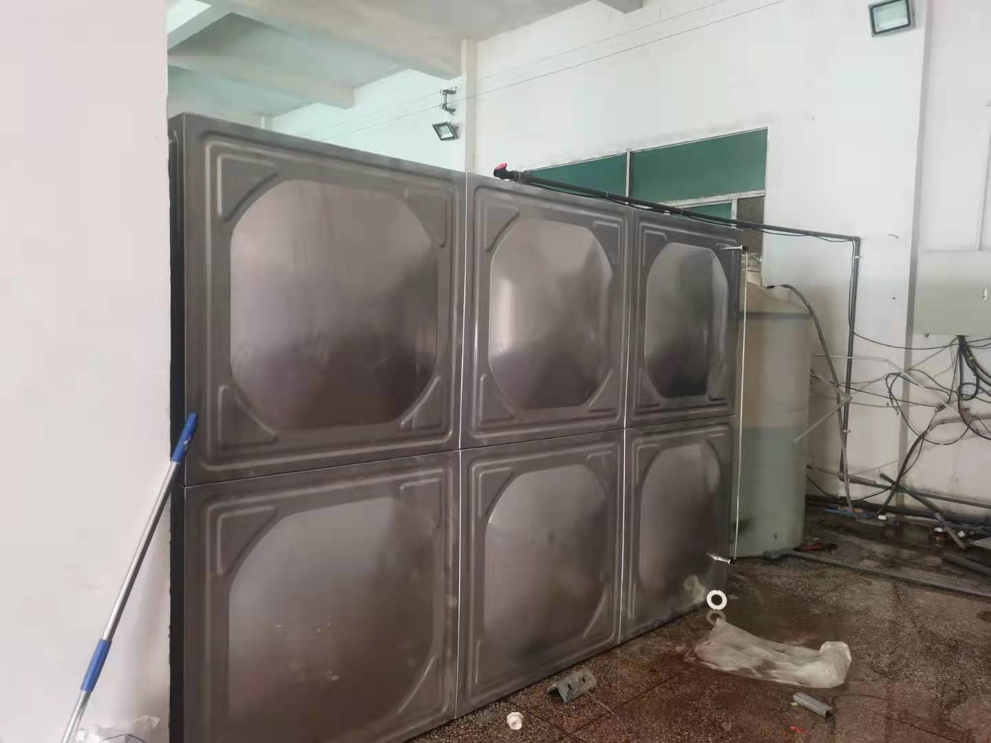 貴州正業集團投資有限公司訂購不銹鋼水箱